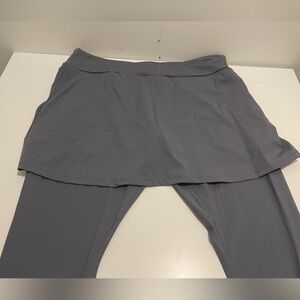 Renwick Brand NWT Women's XL Lightweight Skirted Legging Gray Golf Athletic